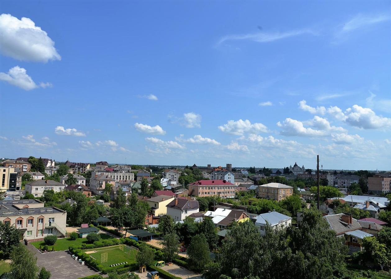 Луцьк Готель Світязь Lutsk Ngoại thất bức ảnh